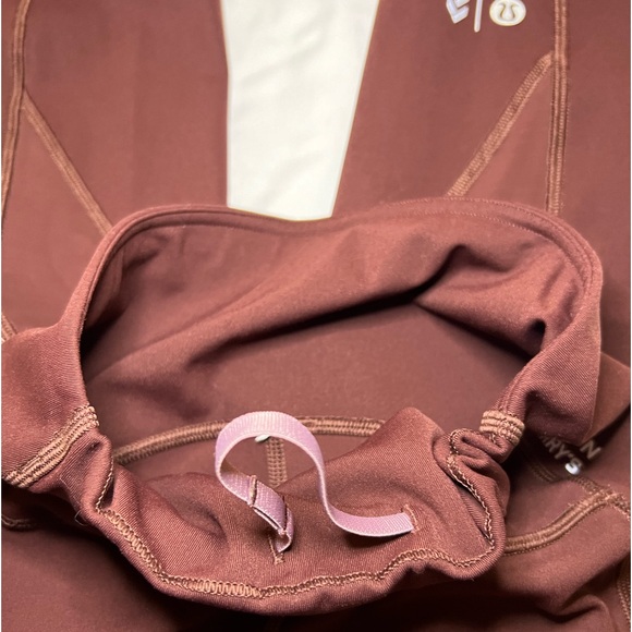 Lululemon x Barry’s Leggings - Picture 5 of 6